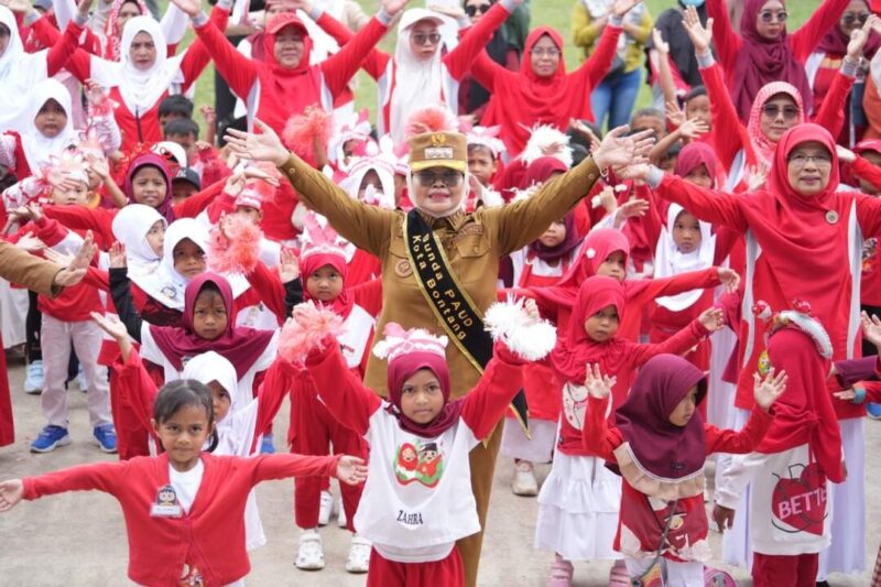 Wali Kota Bontang sekaligus Bunda PAUD, Neni Moerniaeni