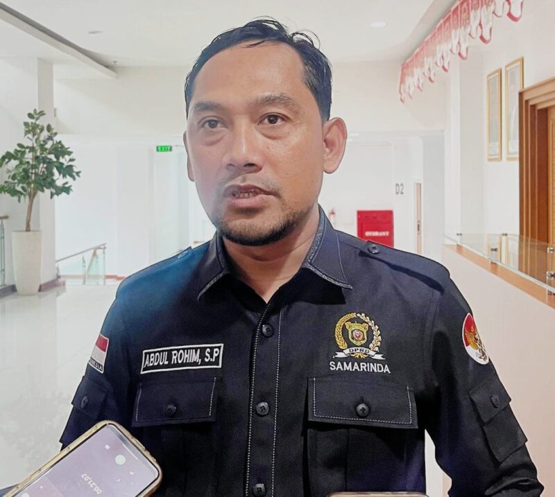 Wakil Ketua Pansus LKPj Kepala Daerah 2025, Abdul Rohim, saat diwawancarai oleh media.(Bentangkaltim/anr)