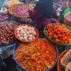 Bapokting di pasar tradisional menjadi sektor yang paling terdampak akibat naiknya harga BBM.(Bentangkaltim.com/ain).