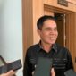 Ketua DPRD Samarinda, Helmi Abdullah, saat diwawancarai terkait dinamika politik 2029. (Bentangkaltim.com/ard).