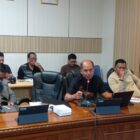 Ketua Pansus RTRW DPRD Bontang Joni Alla’ Padang meminta pembahasan raperda sekaligus menampilkan peta digital. (Bentangkaltim.com/asr)