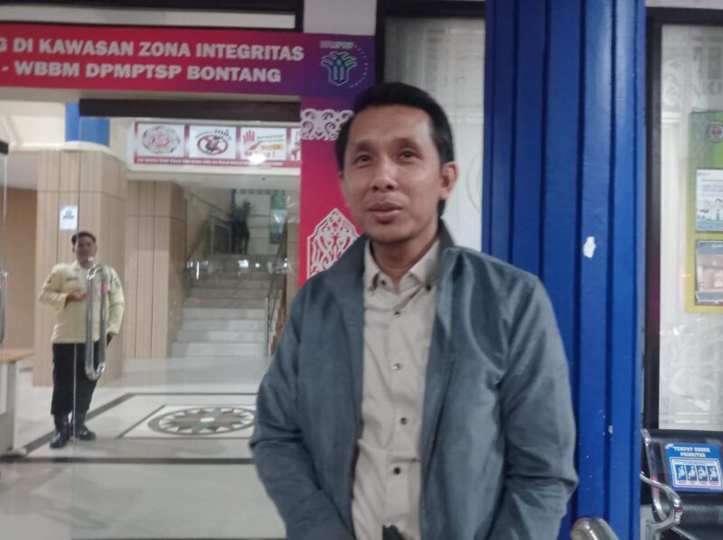 Anggota Pansus RTRW DPRD Bontang Heri Keswanto menjelaskan mitigasi bencana industri juga harus masuk dalam Raperda RTRW mengingat Bontang ditetapkan menjadi kota industri. (Bentangkaltim.com/asr)