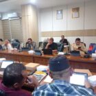 Ketua Pansus RTRW DPRD Bontang Joni Alla’ Padang membeberkan pentingnya data yang dimiliki OPD terkait pembahasan RTRW. (Bentangkaltim.com/asr)