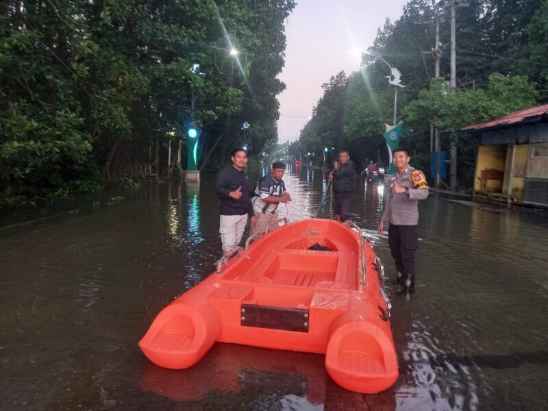Legislator Bontang meminta banjir rob di Bontang Kuala segera ditangani. (ist)