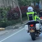 Tangkapan layar polisi menggunakan ETLE Mobile. (Ist)