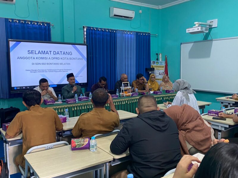 Komisi A DPRD Bontang melakukan kunjungan lapangan ke SD 002 Bontang Selatan.