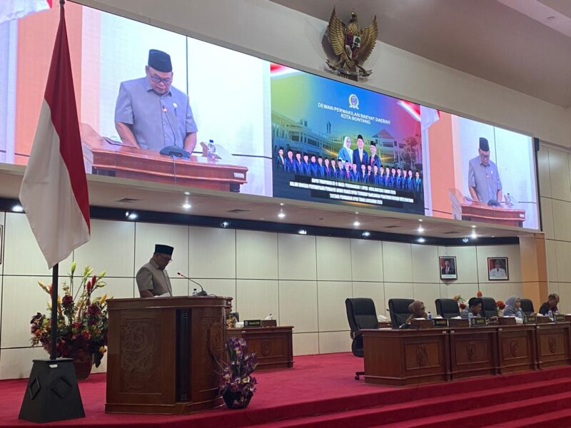 Fraksi Amanat Demokrat Bergelora (ADB) DPRD Bontang menyatakan menerima dan menyetujui Rancangan Peraturan Daerah tentang Perubahan APBD Kota Bontang Tahun Anggaran 2026 untuk disahkan menjadi peraturan daerah. (Bentangkaltim.com/asr)